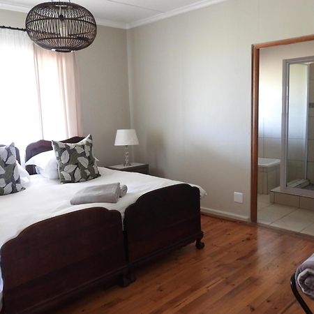 The Ranch House At African Safari Lodge Grahamstown Extérieur photo